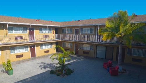 Kings Motel Inglewood image 10